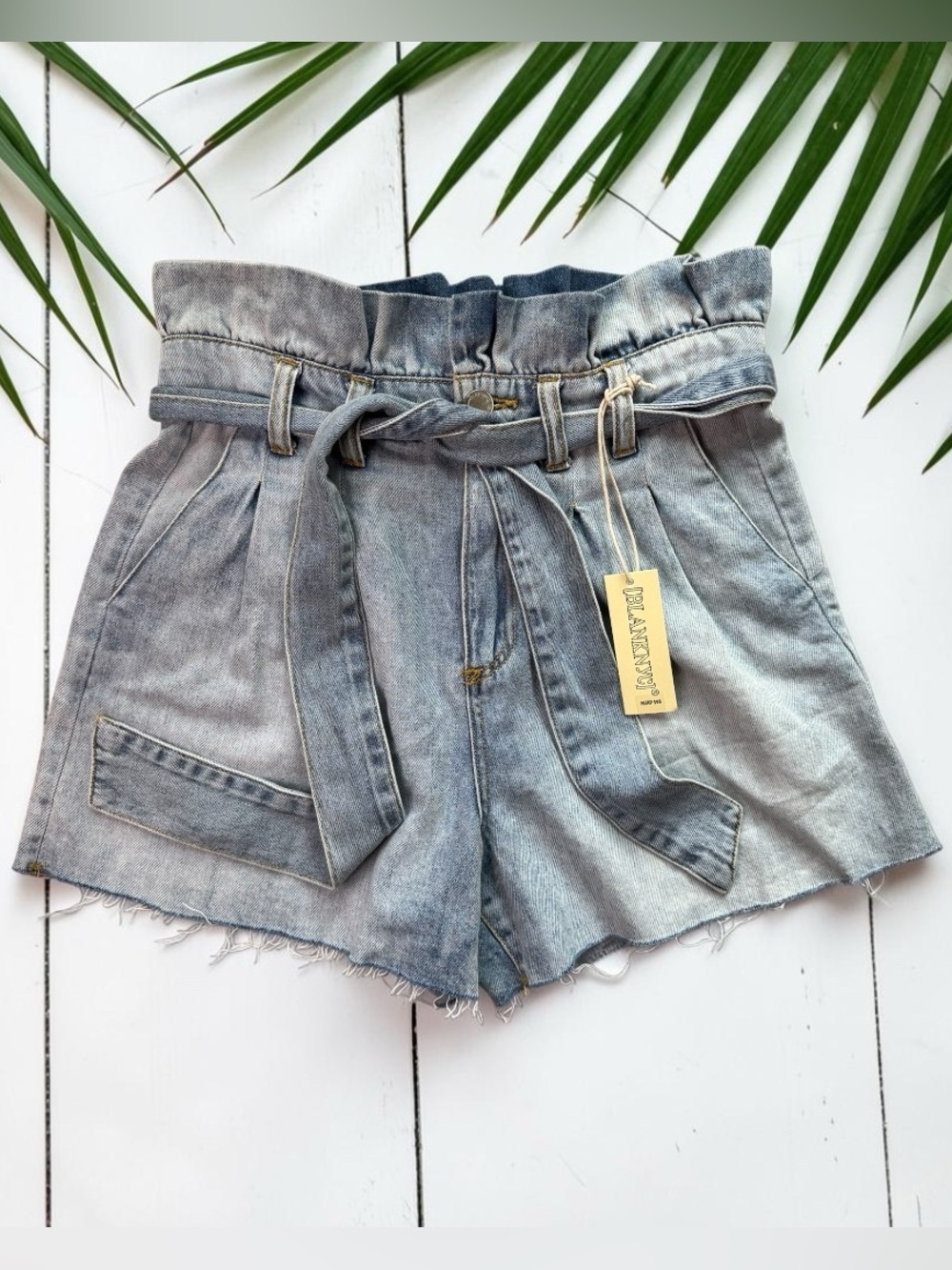 BLANKNYC Paperbag Waist Denim Shorts Size 27 NWT Belted Frayed Hem